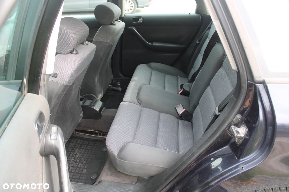 Audi A3 Sportback 1.6 Attraction - 19