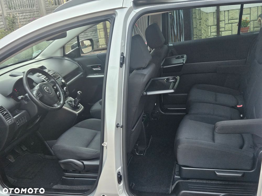 Mazda 5 - 4