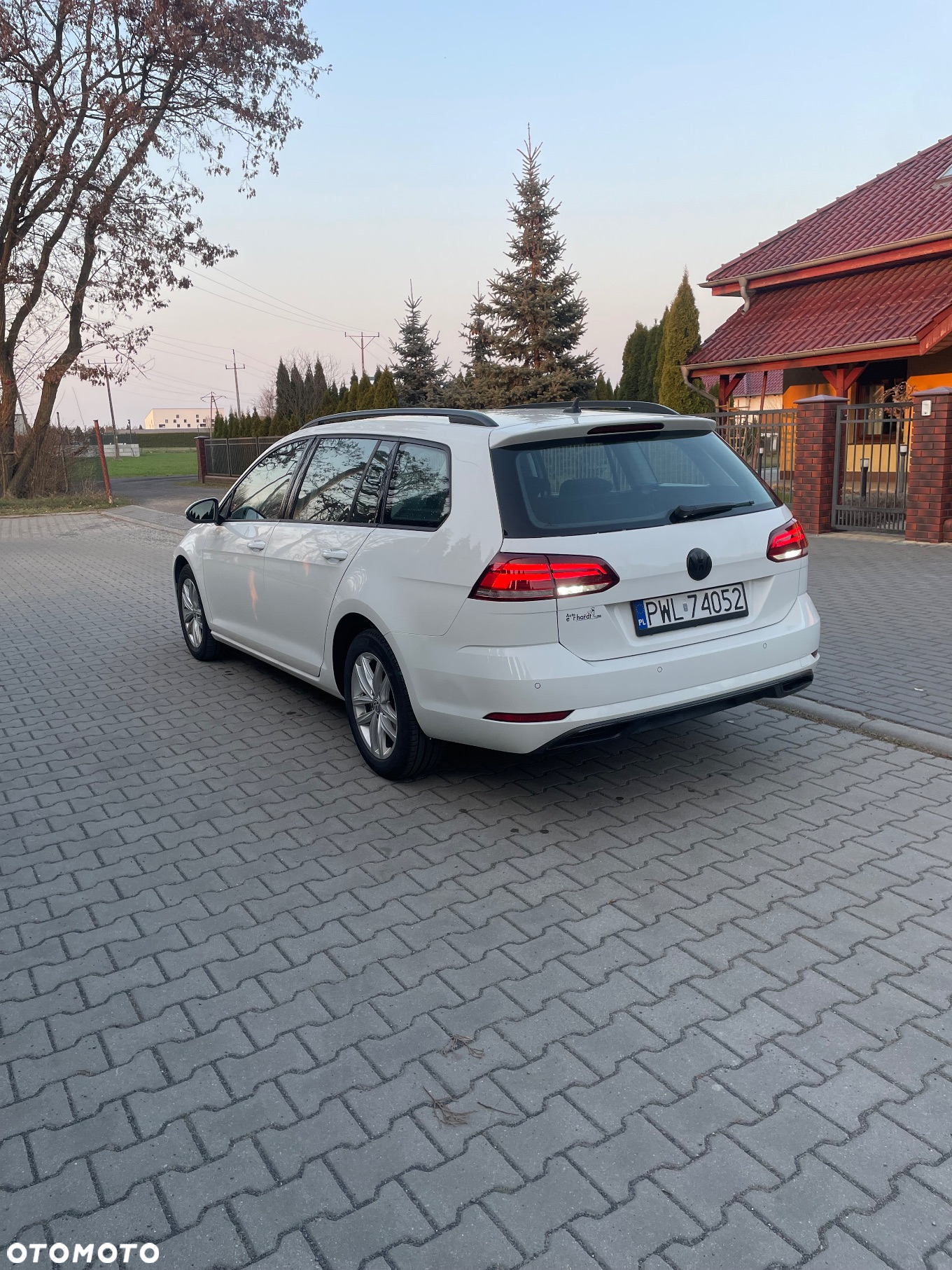 Volkswagen Golf 1.6 TDI BlueMotion Technology Comfortline - 5