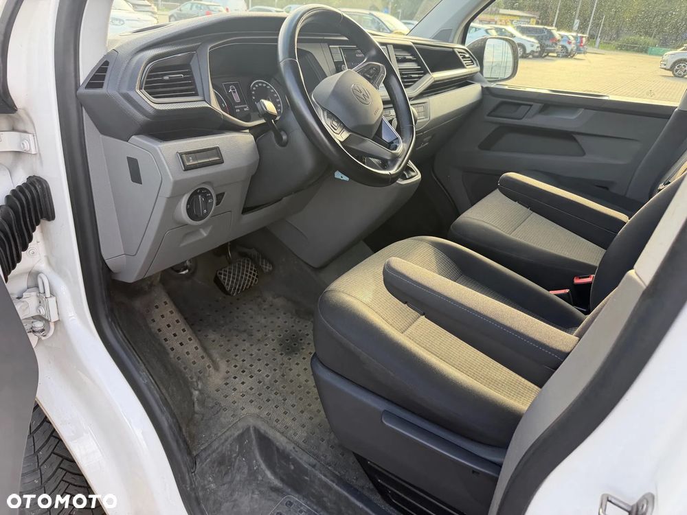 Volkswagen Transporter - 8