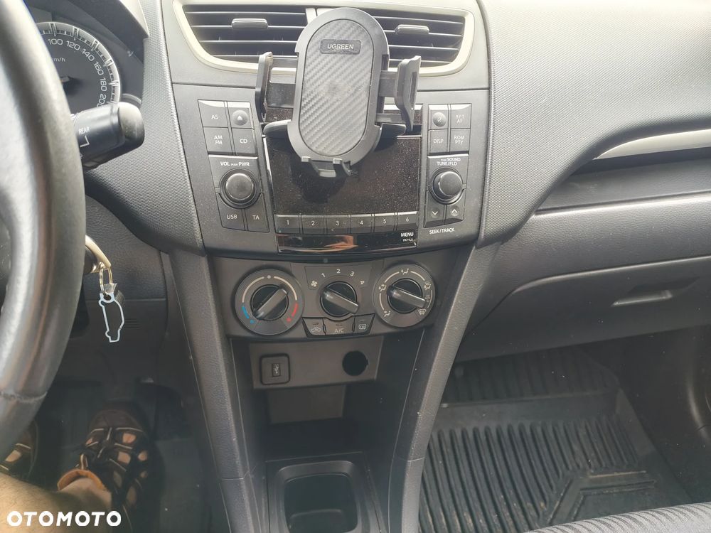Suzuki Swift 1.2 Club - 9