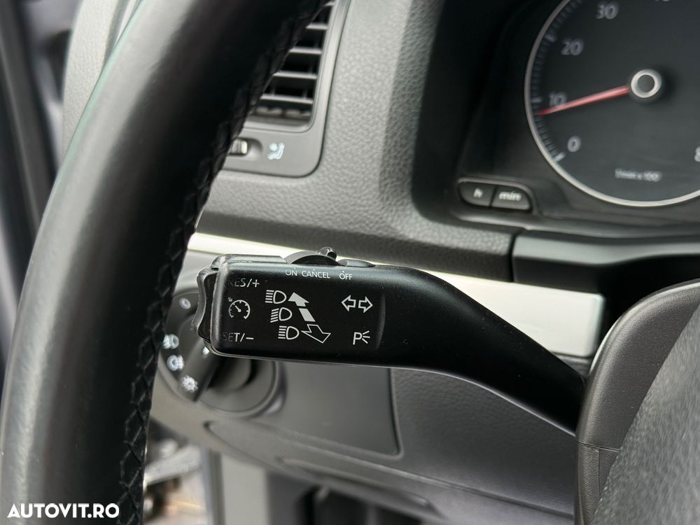 Volkswagen Golf 1.6 United - 12