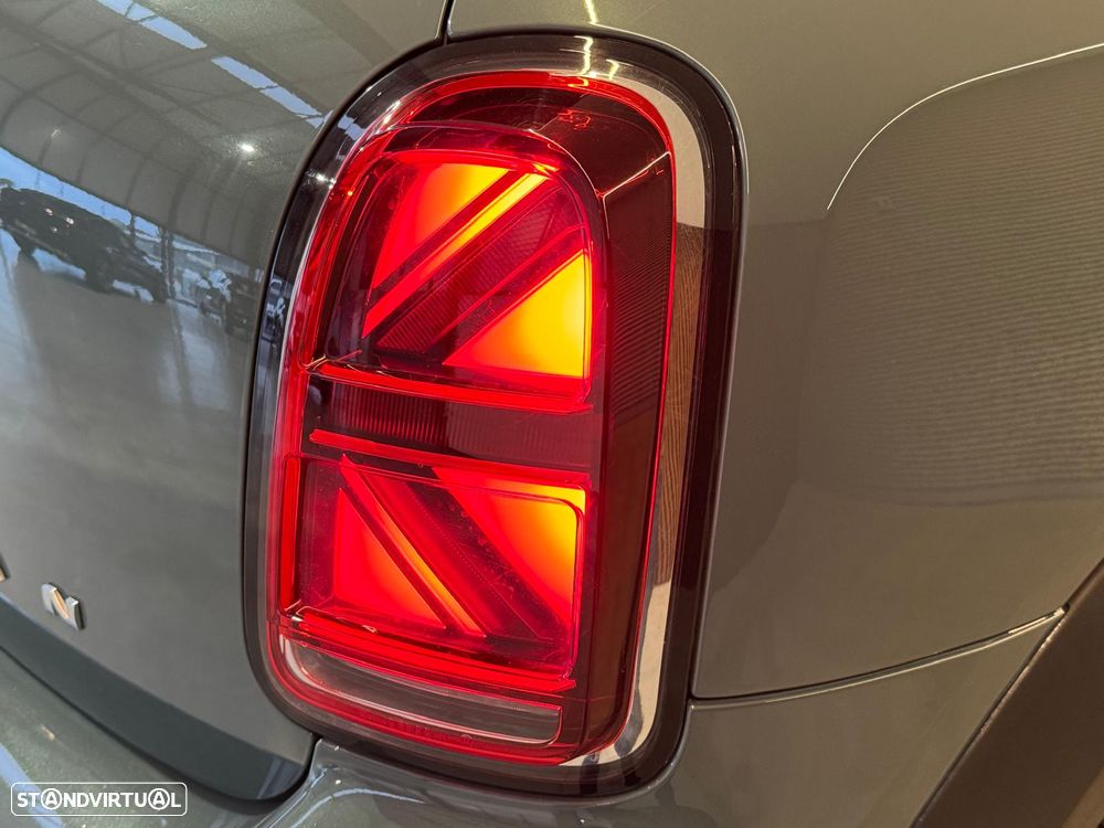 MINI Countryman One D Classic Auto - 11