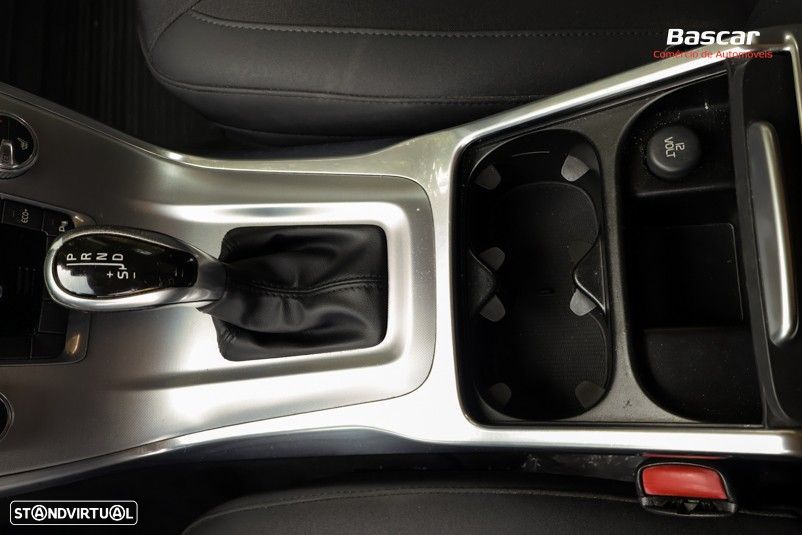 Volvo XC 70 D4 Geartronic Black Line - 52