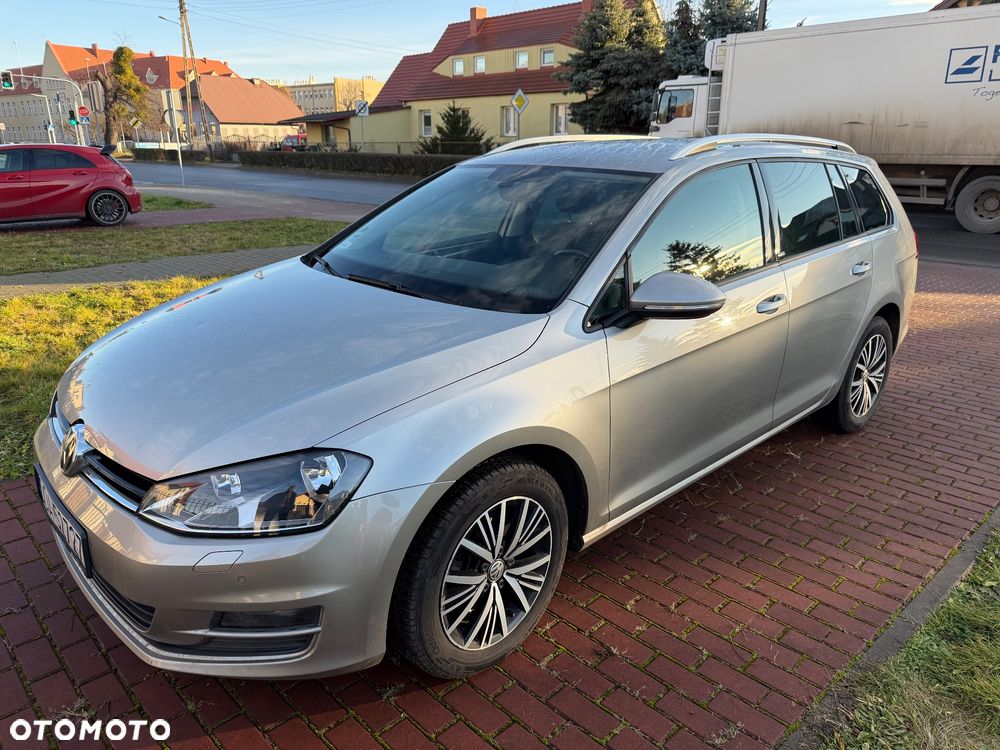 Volkswagen Golf 1.6 TDI BlueMotion Technology Allstar - 1