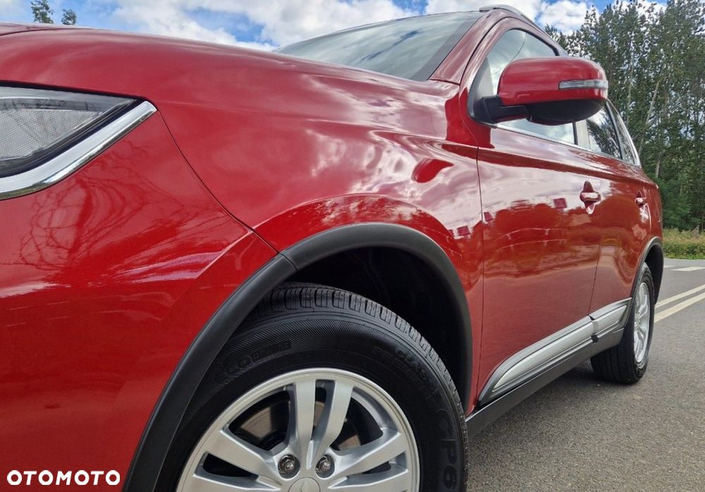 Mitsubishi Outlander 2.0 2WD SUV-Star - 14