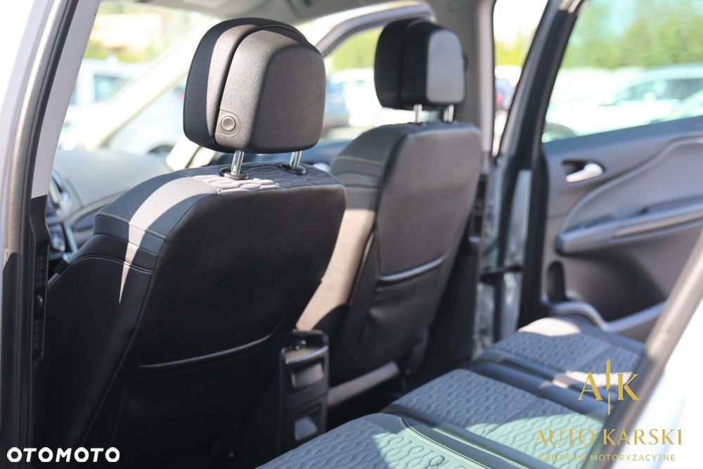 Opel Zafira - 16