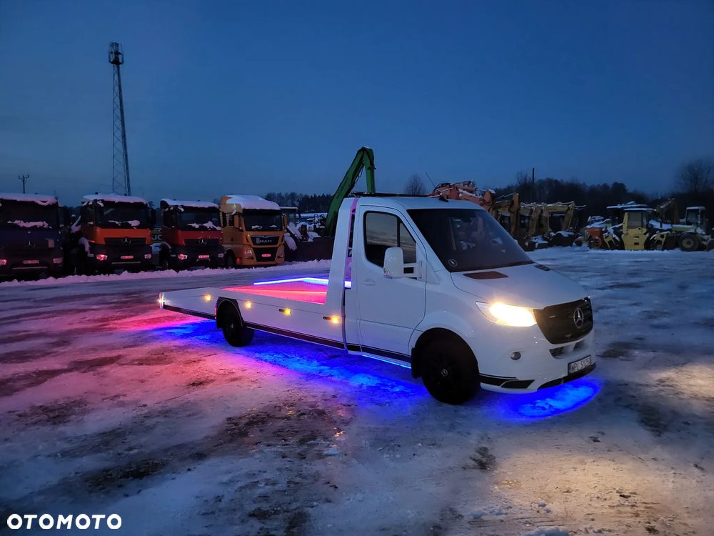 Mercedes-Benz Sprinter 317 Autolaweta najazd alu Hak 3500kg - 13