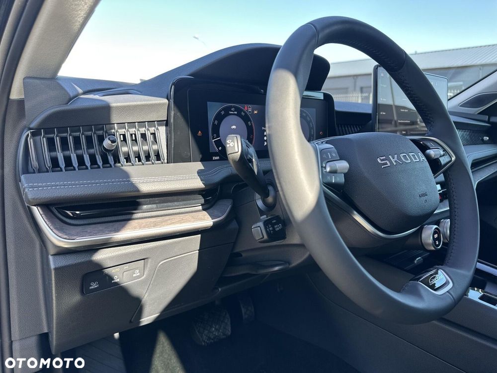 Skoda Superb 2.0 TSI 4x4 L&K DSG - 17