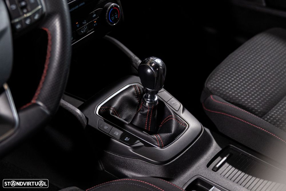 Ford Focus SW 1.5 TDCi EcoBlue ST-Line - 16