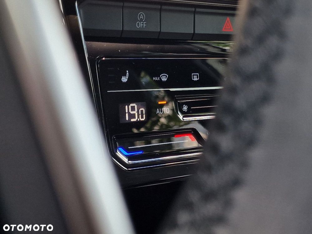 Volkswagen T-Roc 1.5 TSI R-Line DSG - 33