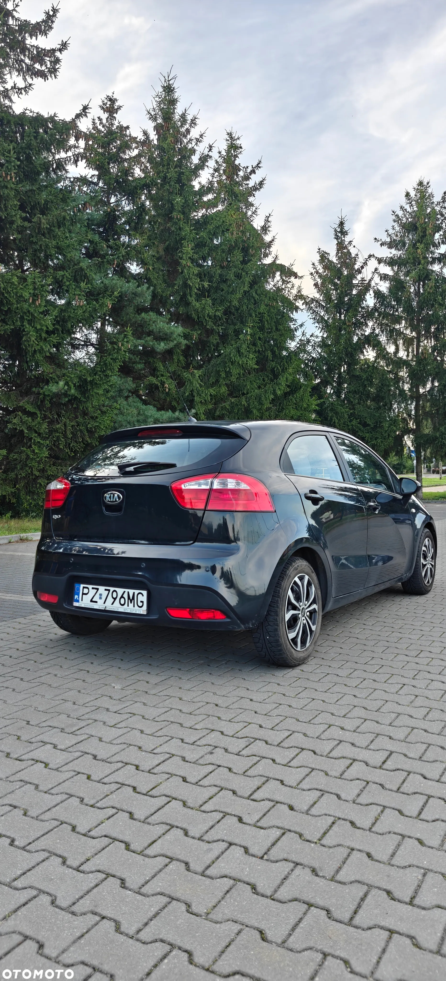 Kia Rio 1.2 XL - 3