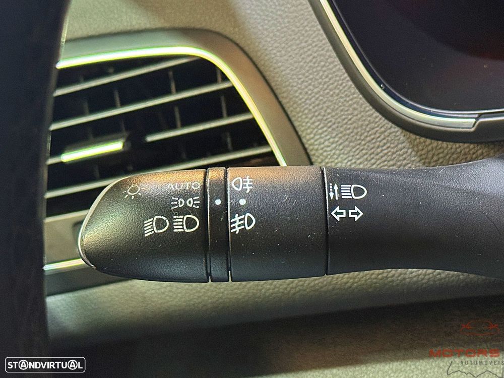 Renault Mégane Sport Tourer 1.6 E-Tech Plug-In Intens - 24