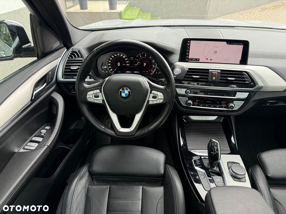 BMW X3 xDrive20i Luxury Line sport - 22
