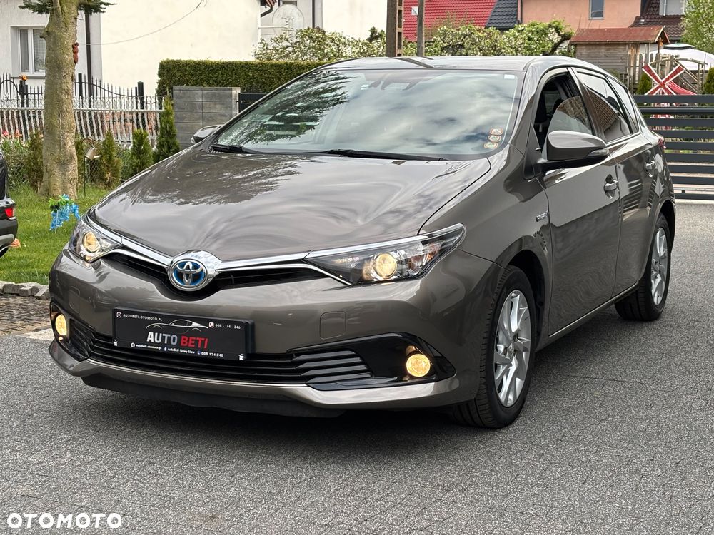 Toyota Auris 1.8 HSD Prestige NAVI - 35