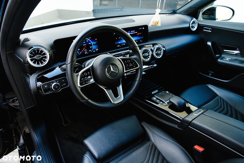 Mercedes-Benz Klasa A 200 7G-DCT - 15