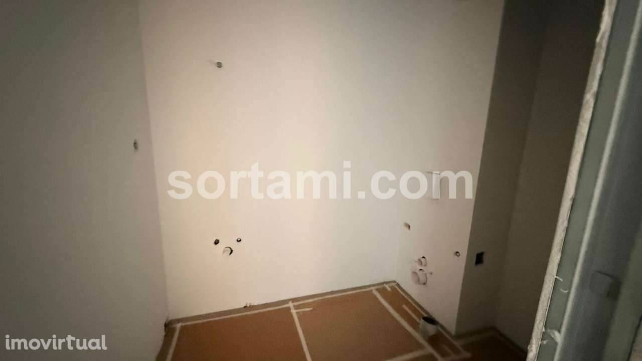 Apartamento T3 Venda em Faro (Sé e São Pedro),Faro - Grande imagem: 3/9
