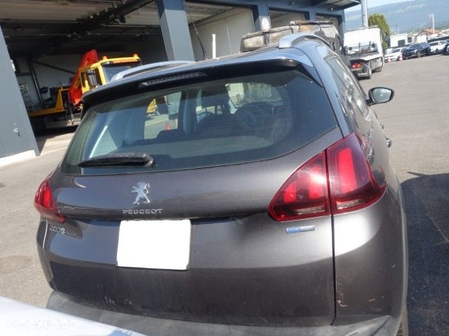 Peugeot 2008 PureTech 110 GPF Stop&Start EAT6 Style - 6