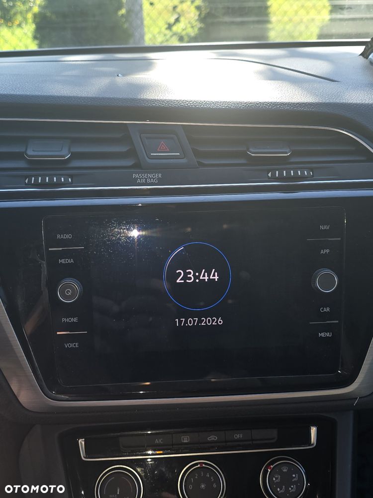 Volkswagen Touran - 8