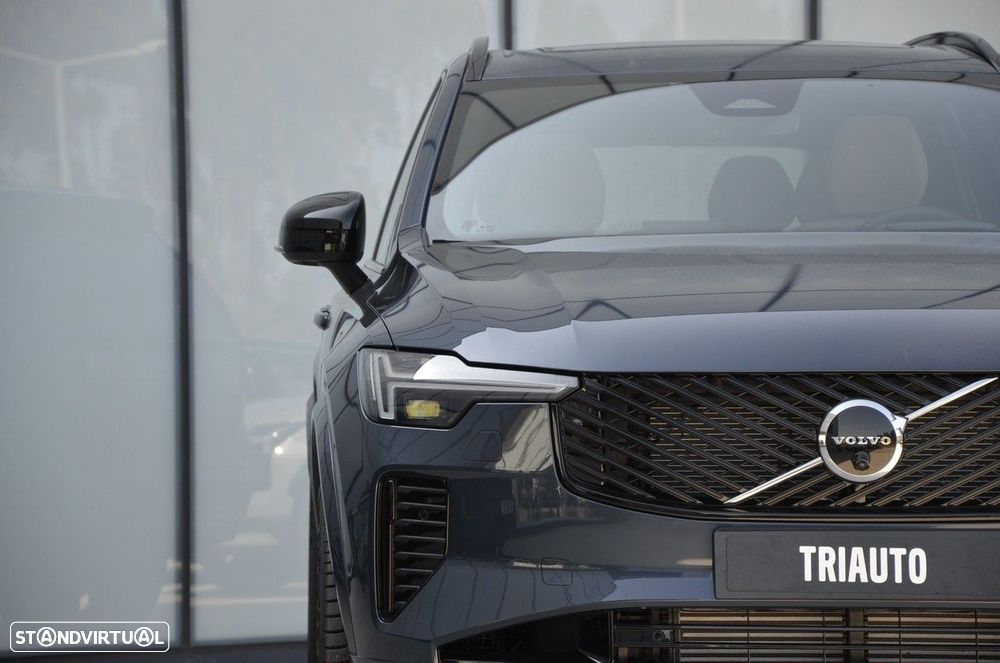 Volvo XC 90 2.0 T8 PHEV Plus Dark AWD - 4
