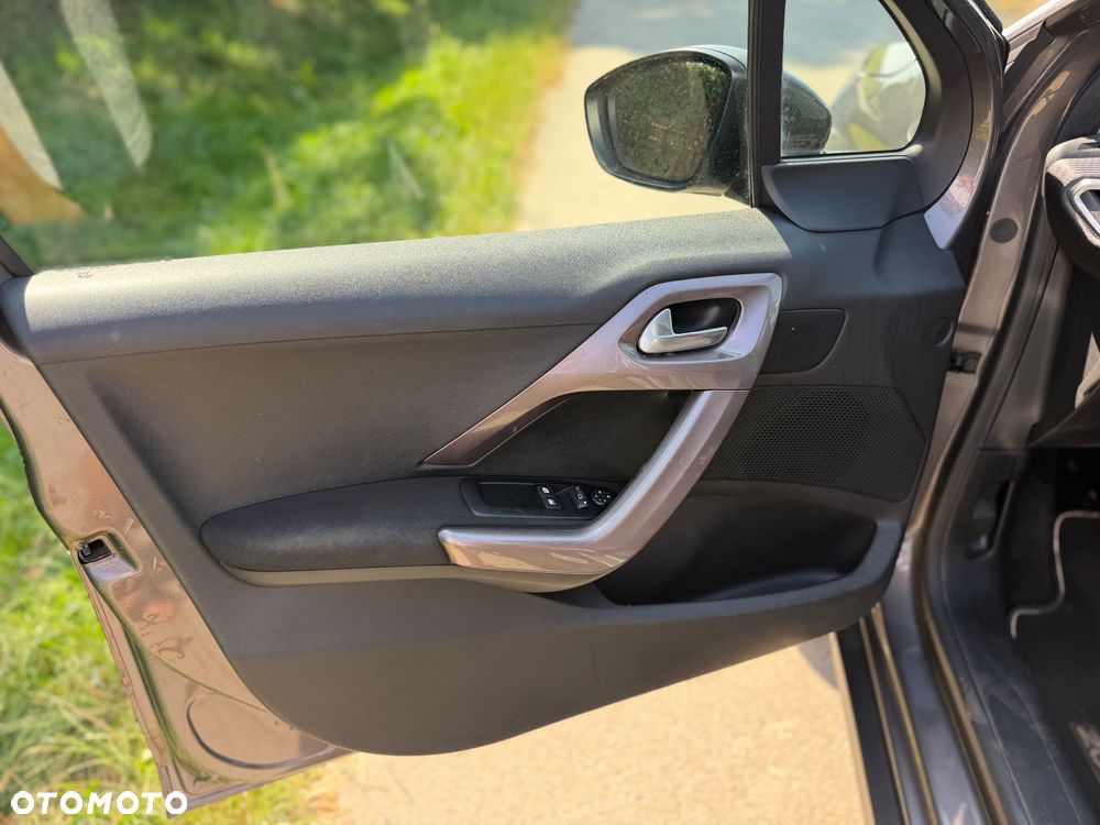 Peugeot 2008 82 VTI Active - 19