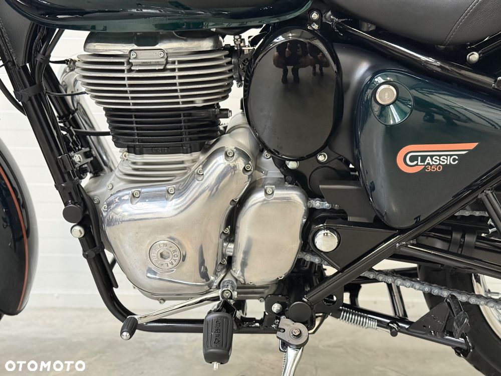 Royal Enfield Classic - 31