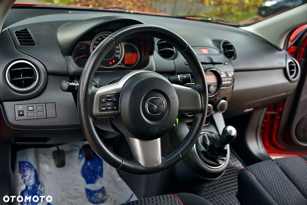Mazda 2 - 23