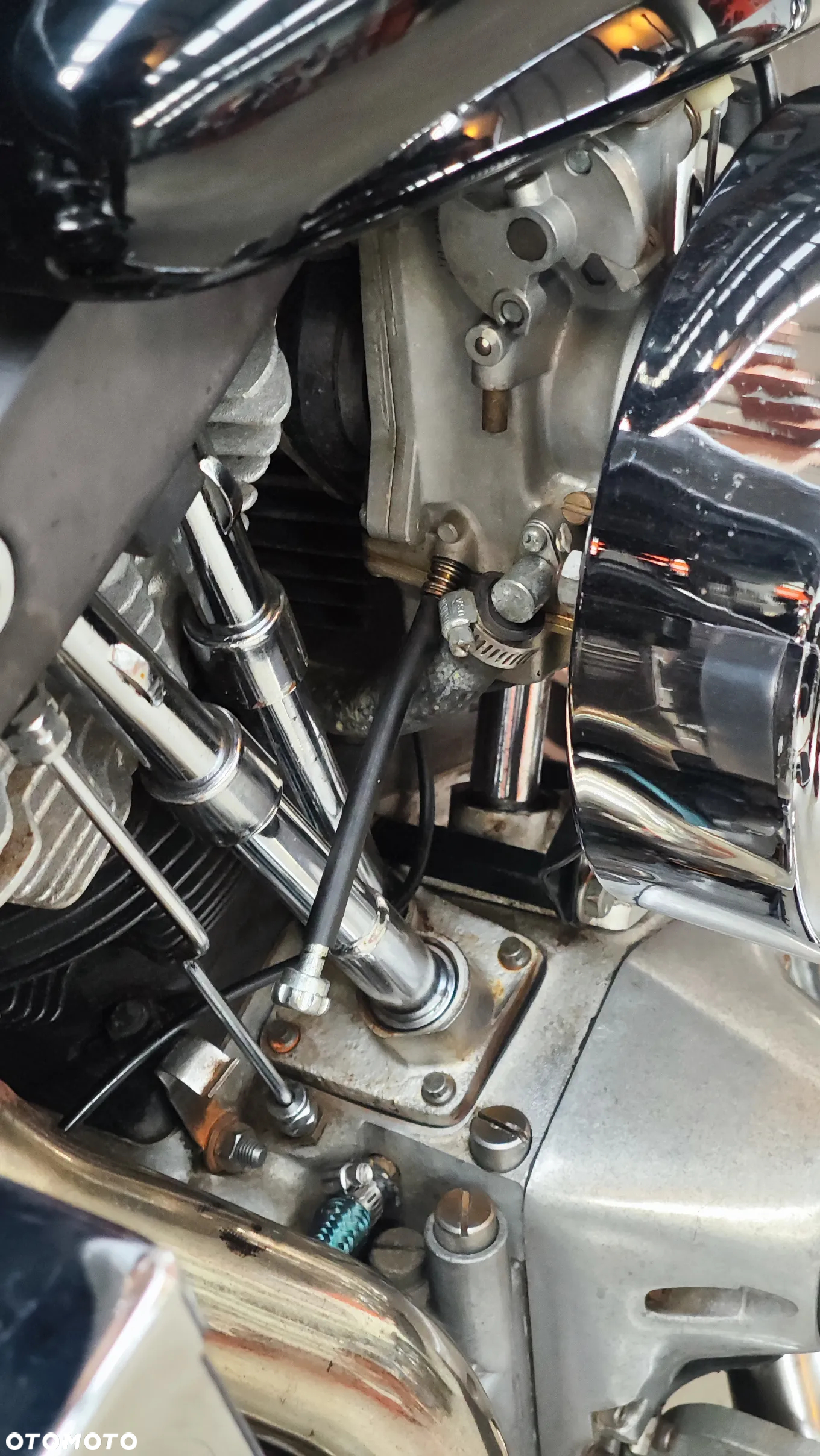 Harley-Davidson FLH Electra Glide - 30