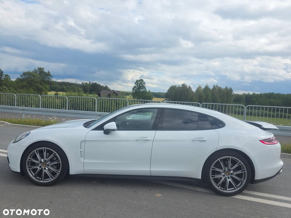 Porsche Panamera 4 Executive - 7