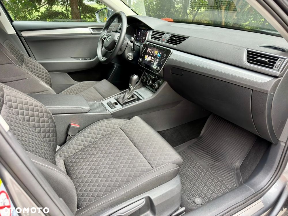 Skoda Superb 2.0 TDI SCR Ambition DSG - 7
