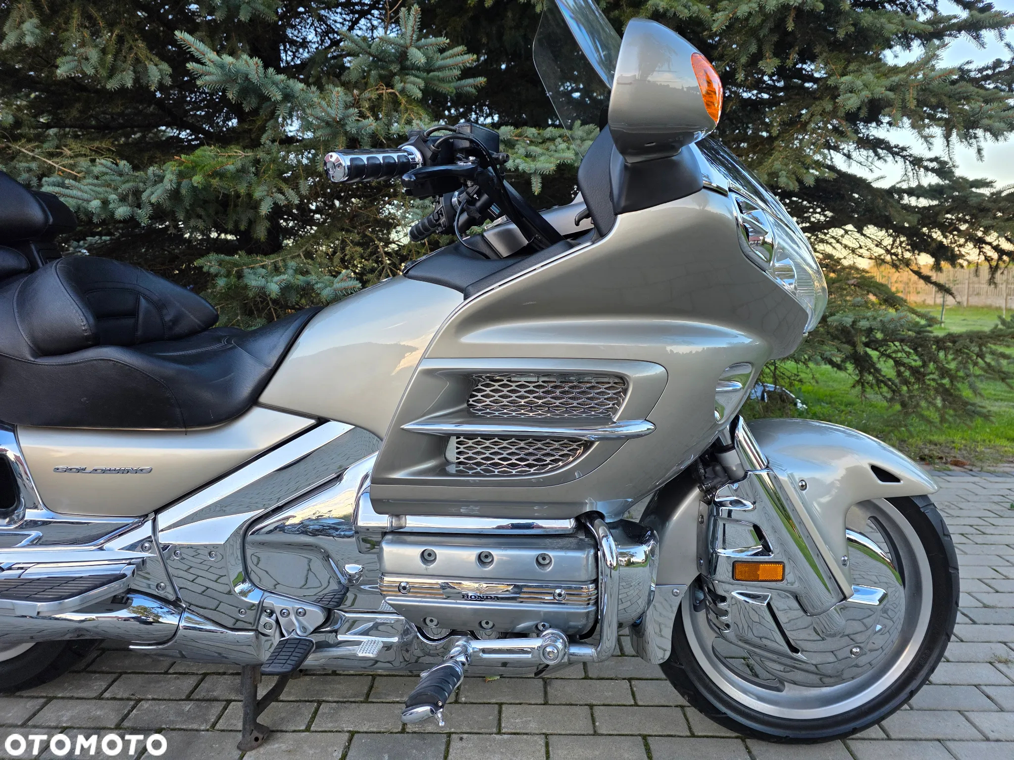 Honda GL - 15