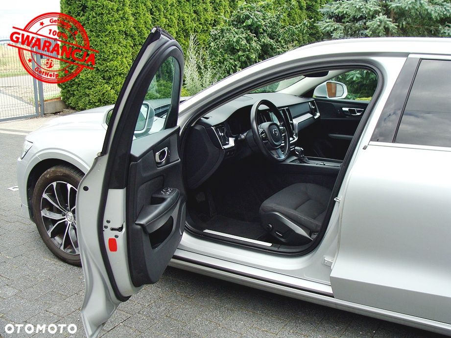 Volvo V60 D3 SCR Momentum - 18
