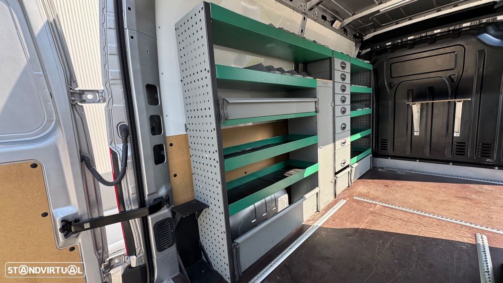 Renault Master 2.3 dCi L2 H2 Cx Automática - 17