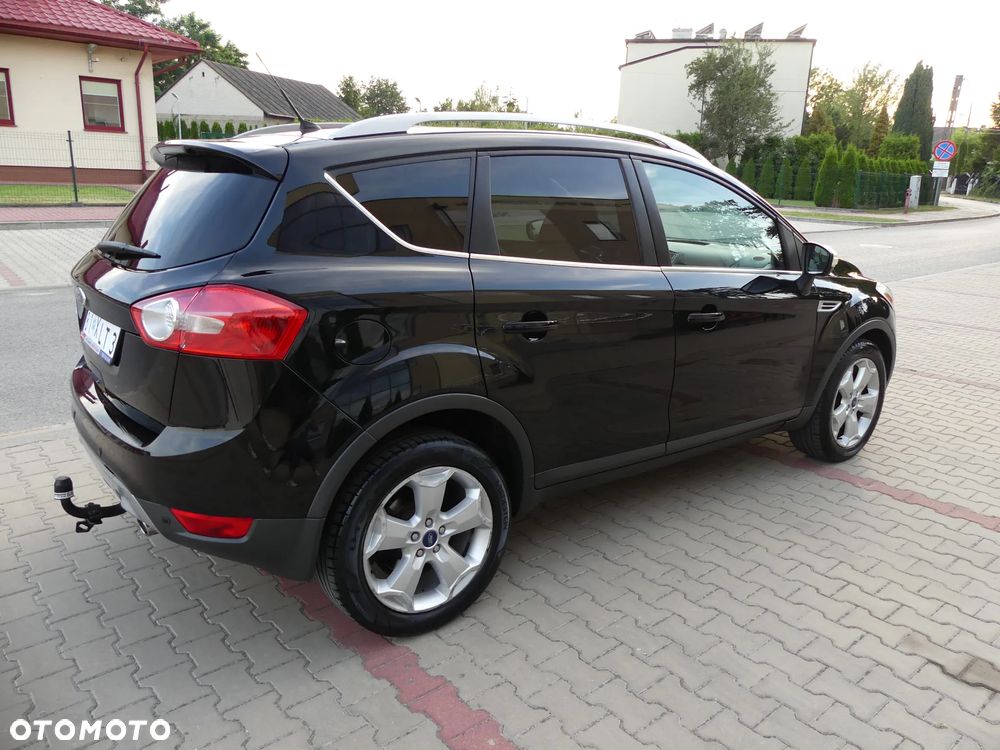 Ford Kuga 2.0 TDCi 4x4 Titanium - 29