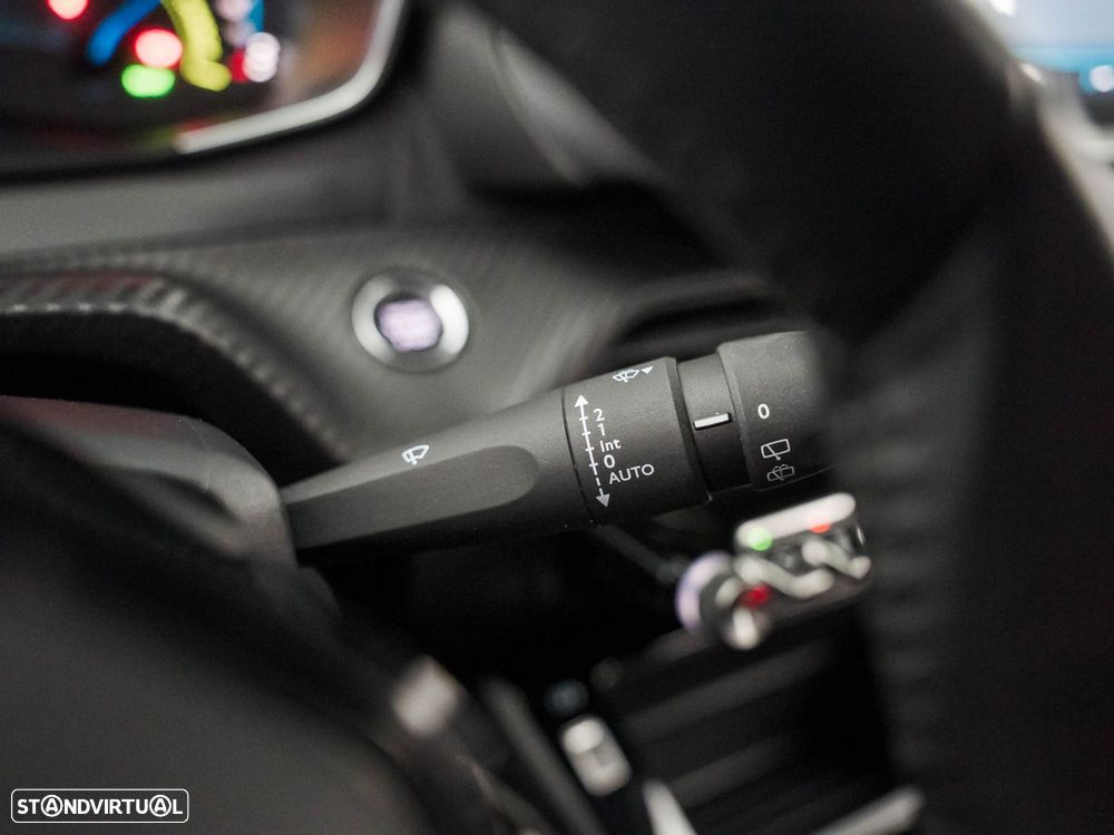 Peugeot e-2008 50 kWh Active Pack - 22