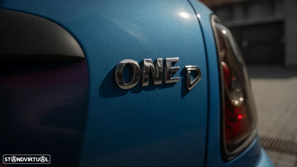 MINI 3 Portas One D - 8