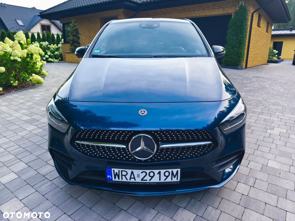 Mercedes-Benz Klasa B 220 d AMG Line 8G-DCT - 9