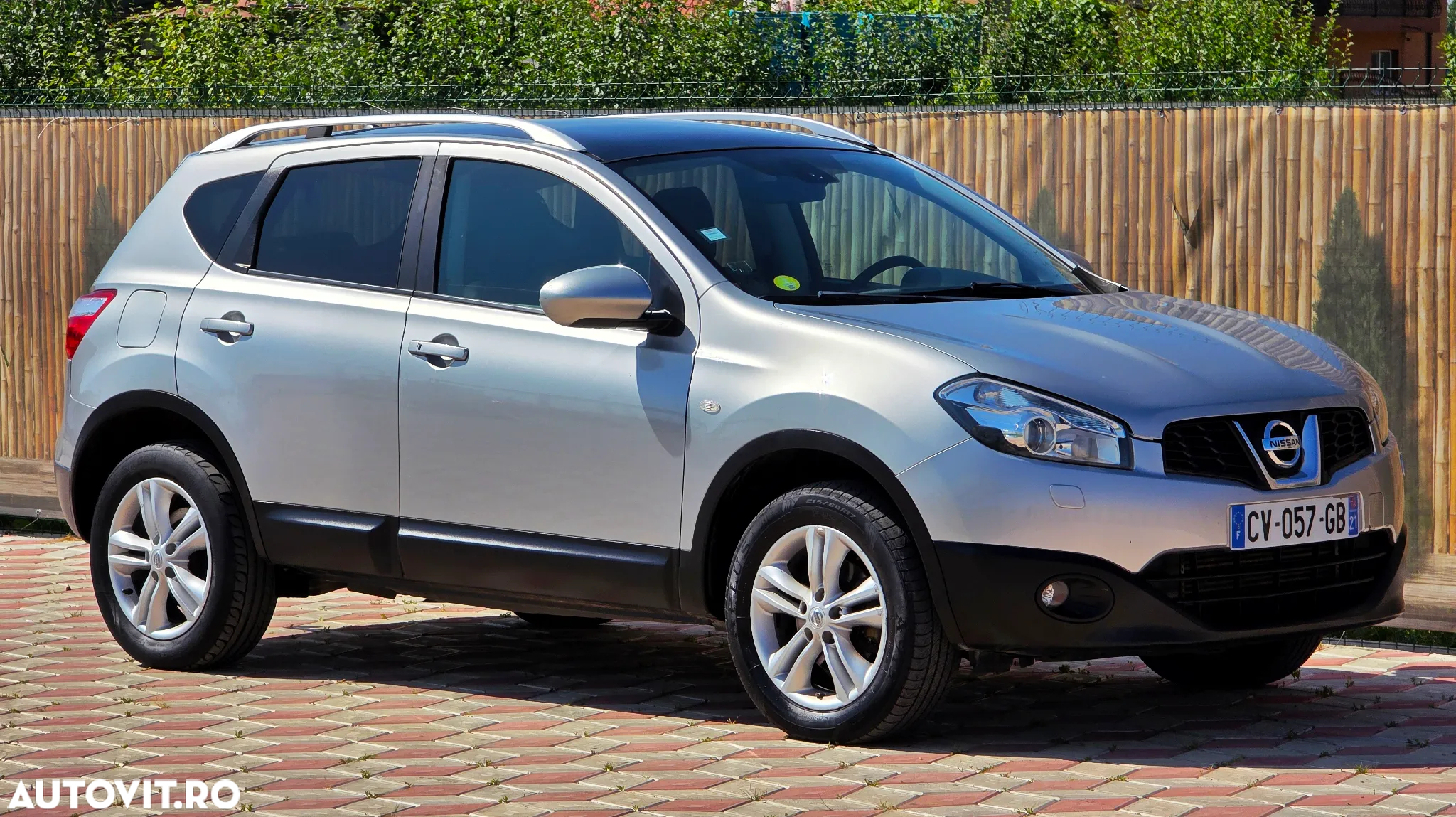 Nissan Qashqai 1.6 dCi DPF tekna - 10