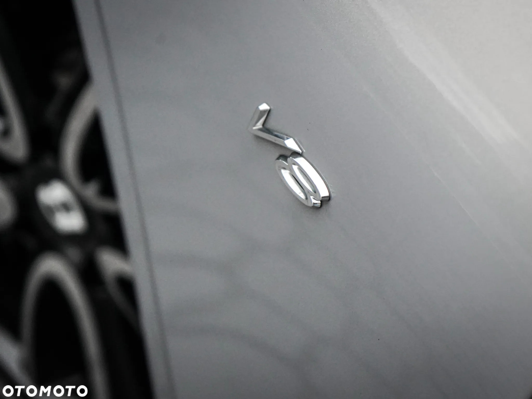 Bentley Continental GT New V8 - 7