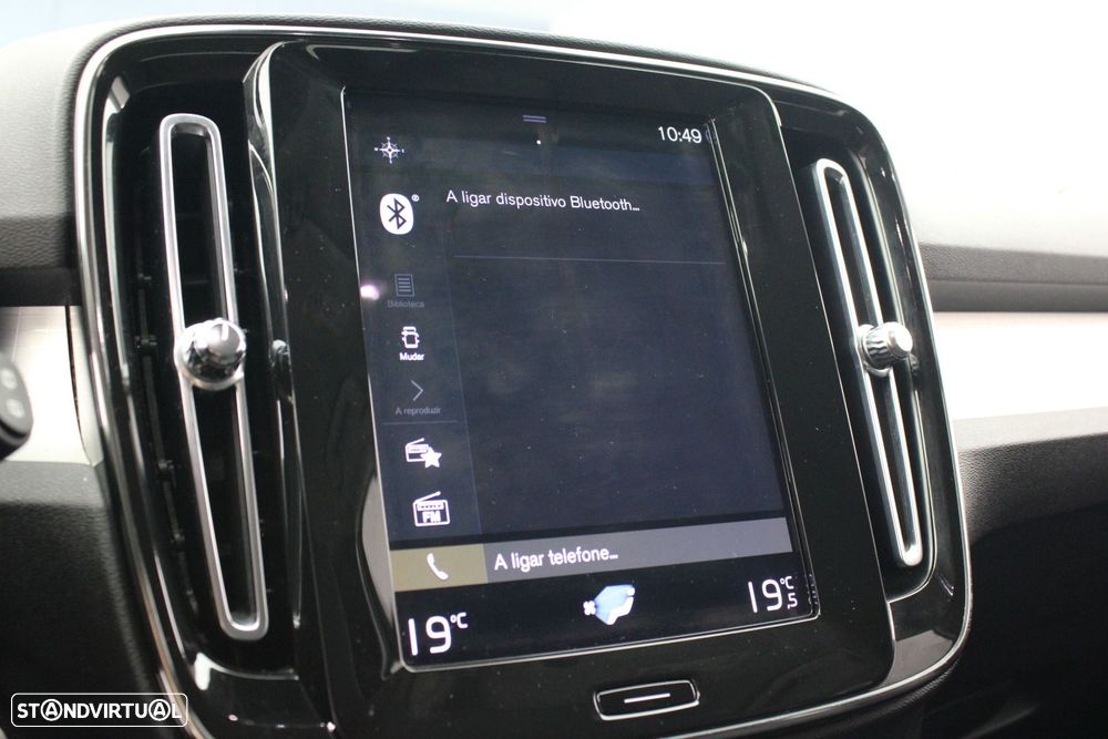 Volvo XC 40 1.5 T2 Momentum - 19