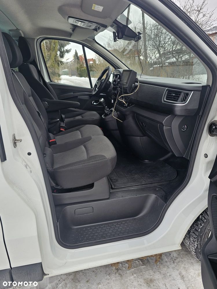 Renault Trafic - 14