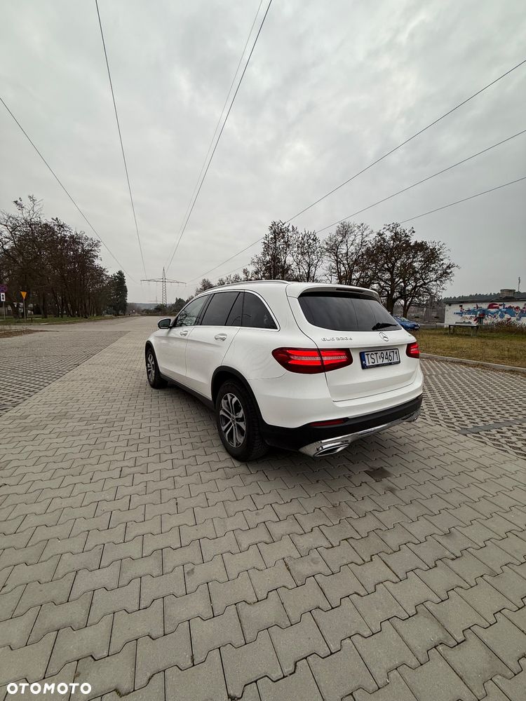 Mercedes-Benz GLC - 15