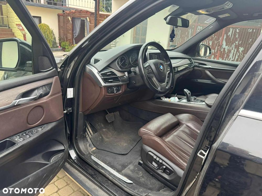 BMW X5 xDrive40d - 7