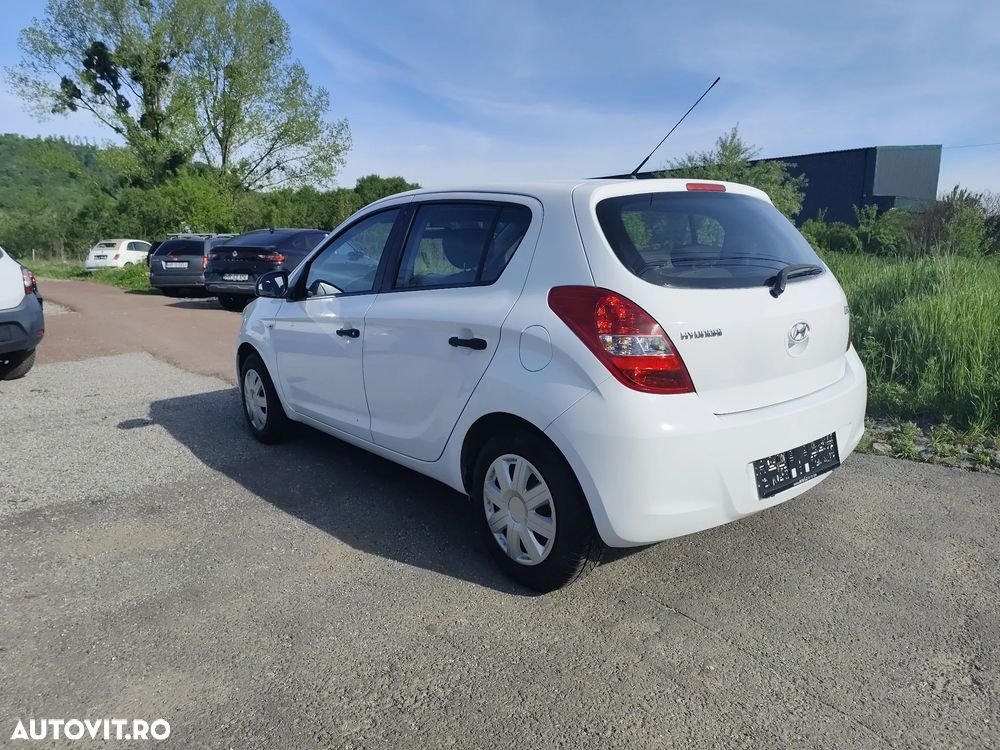 Hyundai i20 1.2 Comfort - 4