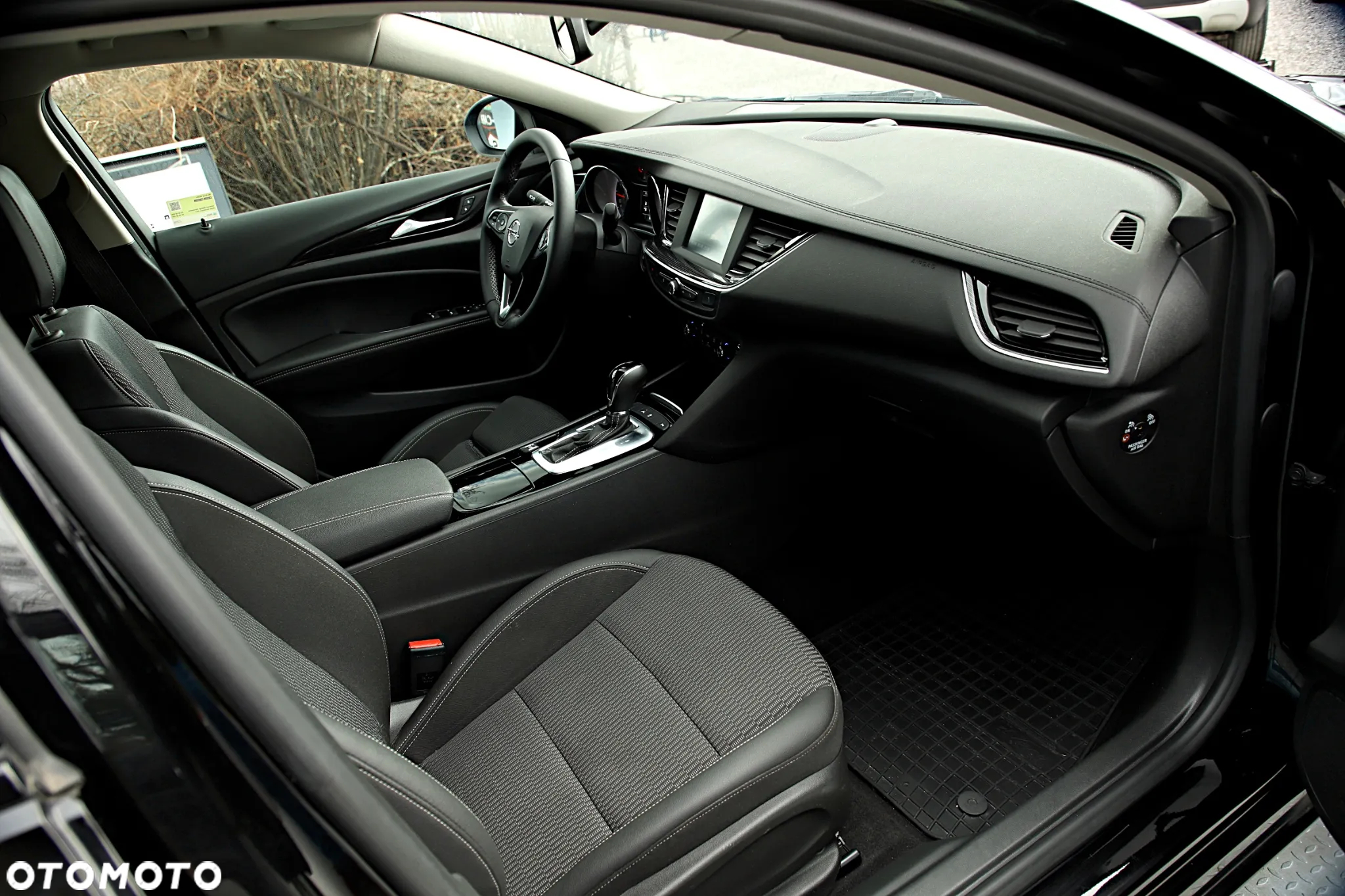 Opel Insignia - 23
