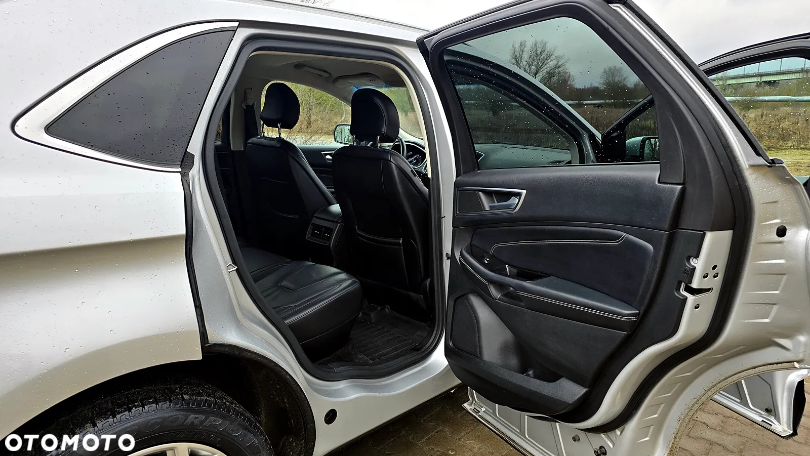 Ford Edge - 14