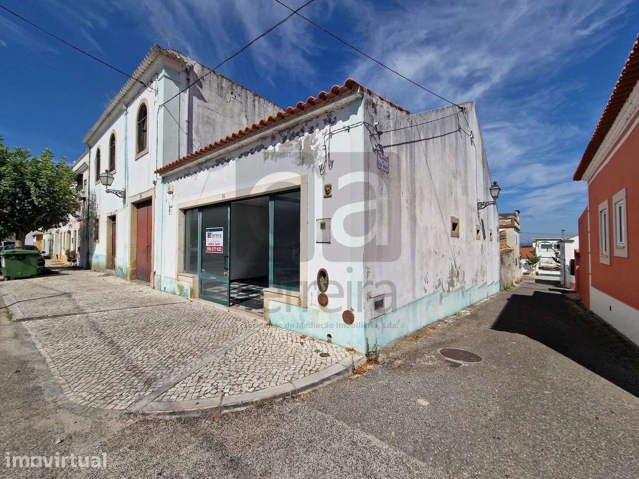 LOja com possibilidade para Moradia T3 - Grande imagem: 4/19