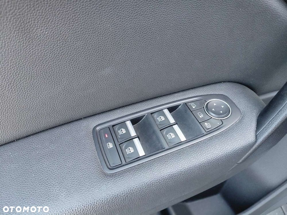 Renault Captur - 10