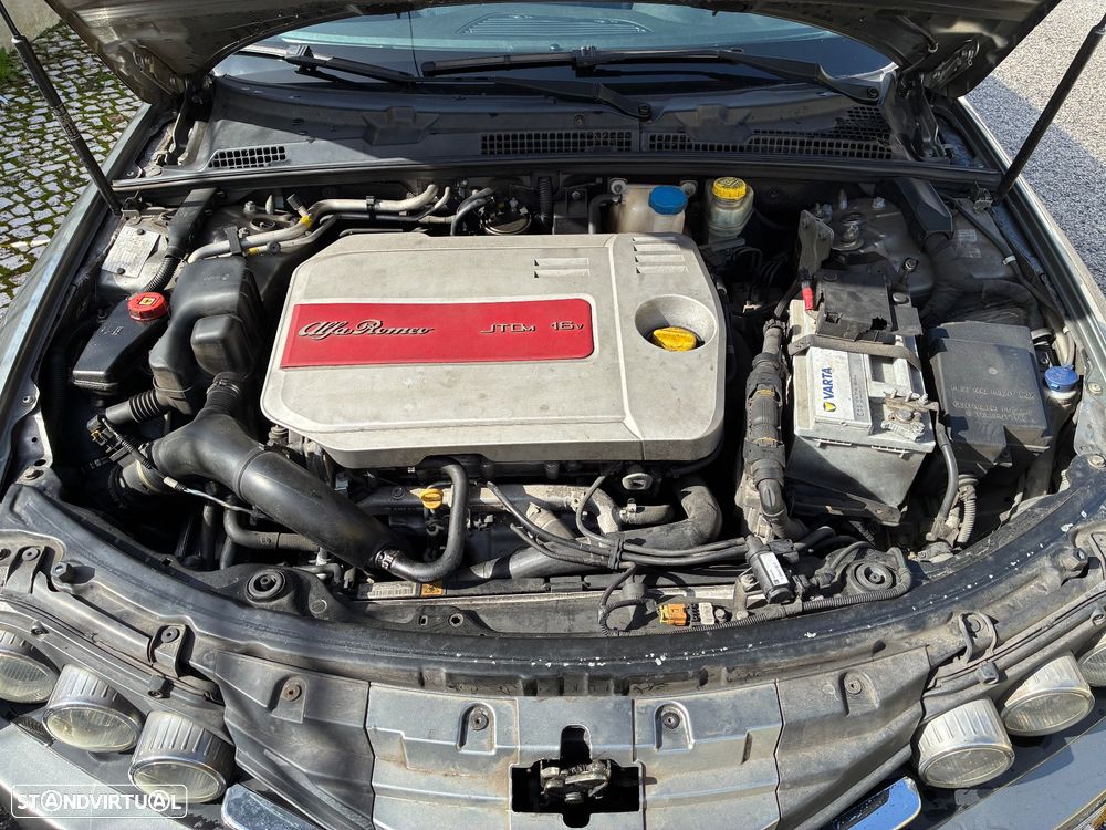 Alfa Romeo 159 Sportwagon 1.9 JTDm 16V Elegante - 13