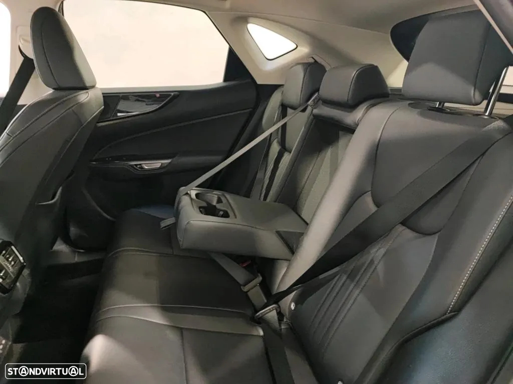 Lexus NX 350h Executive - 8